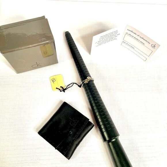 CALVIN KLEIN WOMEN’S 2 PRECIOUS RINGS SILVER - Picture 4 of 11